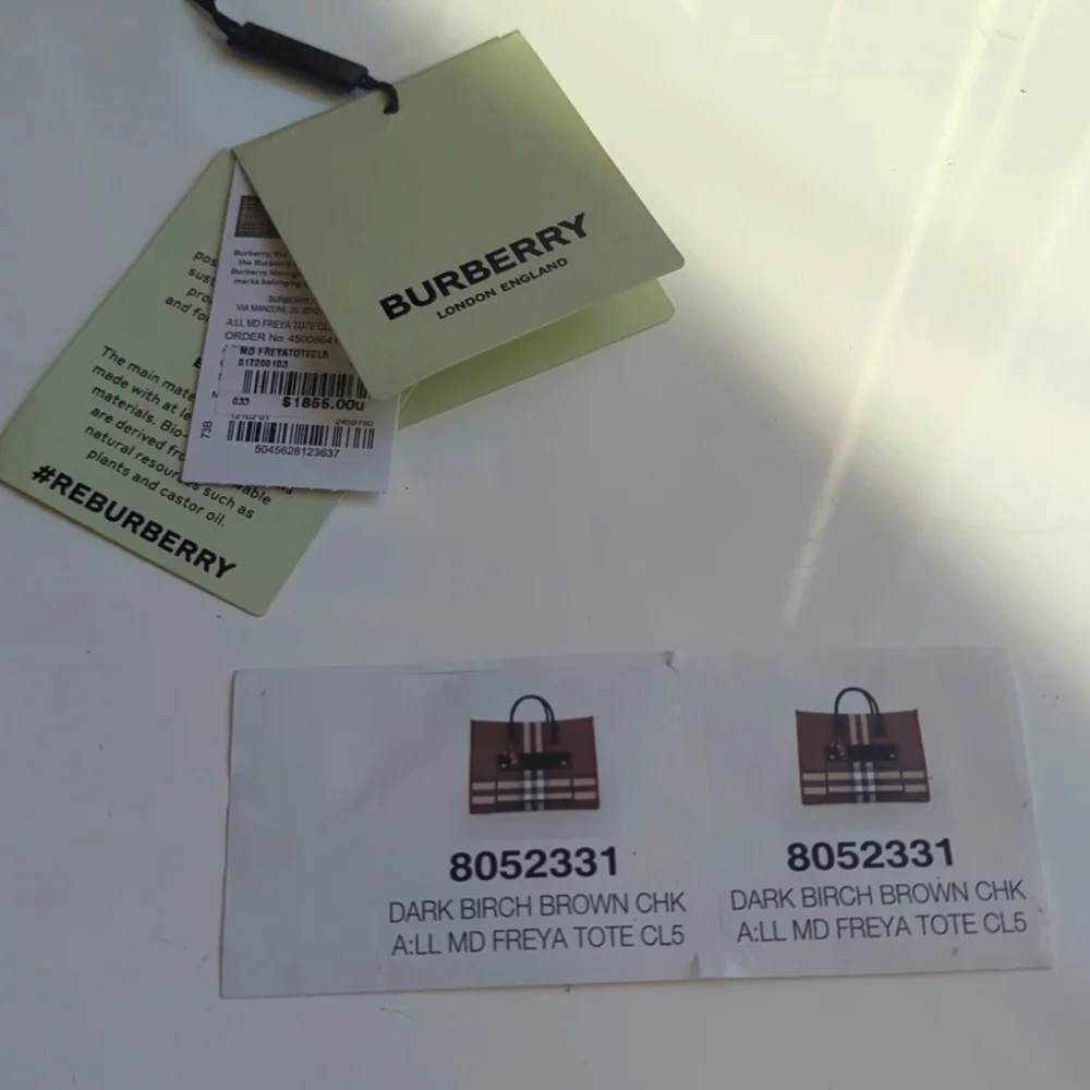 ✨ Burberry Bag MD Freya Tote Bag CL5 ✨** - Picture 4 of 17